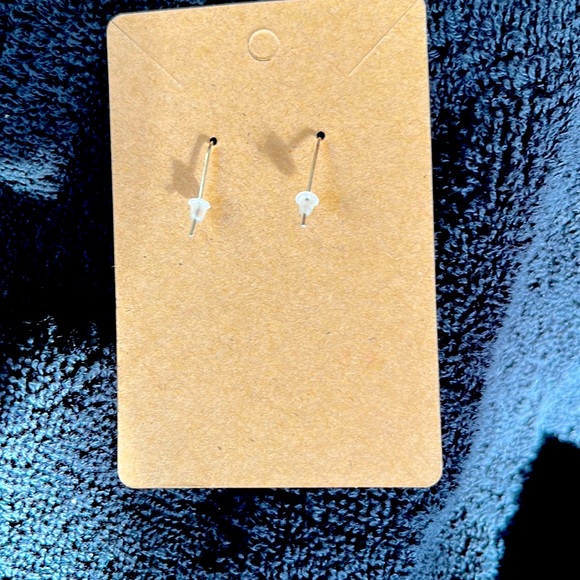 -NWOT Beautiful Liza Jane Dangle Silver Earings - Picture 3 of 3